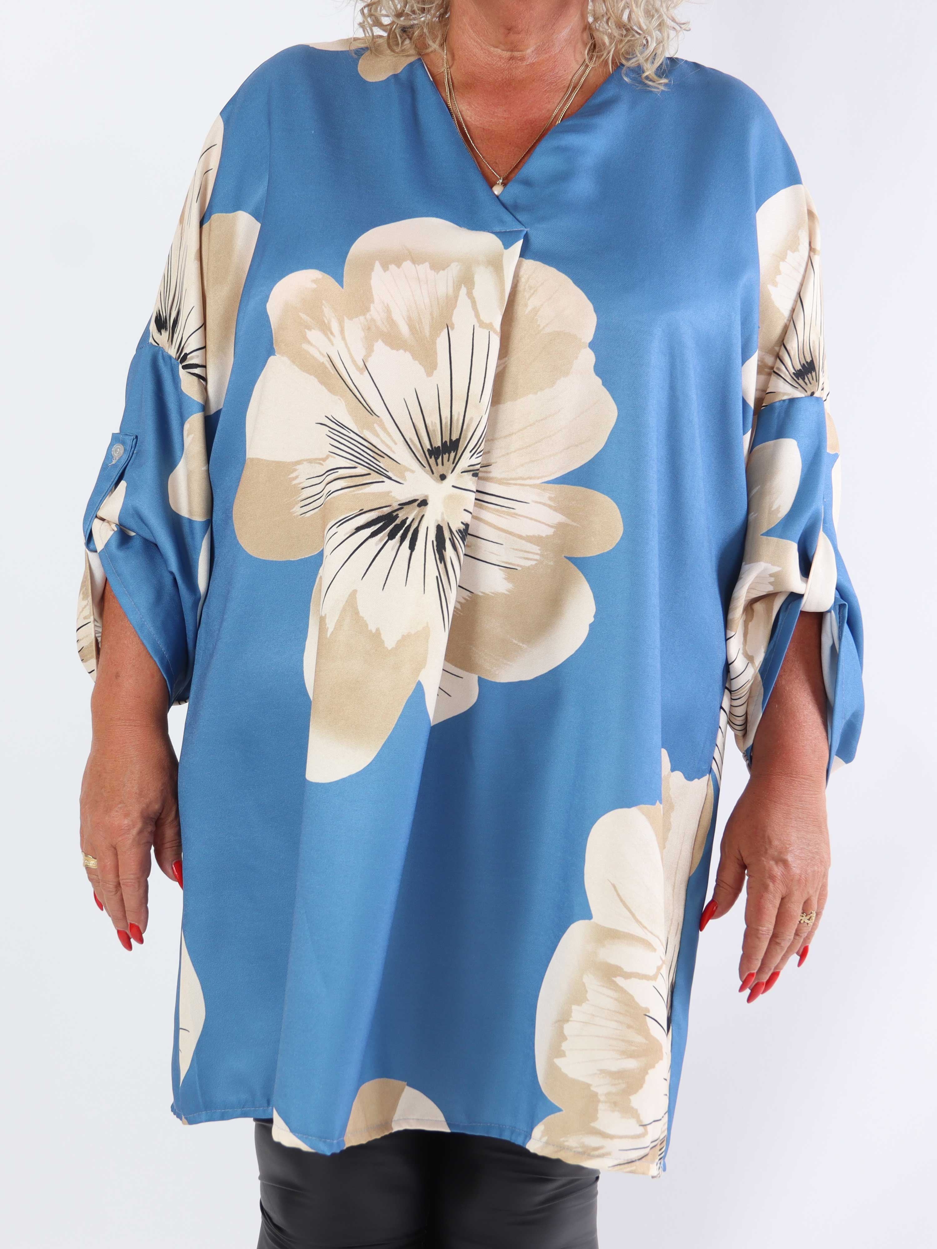 Aya L/S - Plus size kjole i viskose med blomster